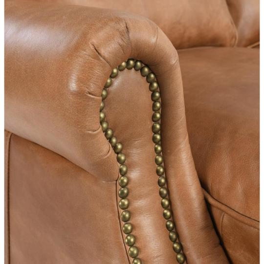 kozena sedacka kozene sedacie supravy klasicka garnitura calunene nabytok obyvacka kreslo pohovka nozky vyroba dizajn vyzdoba lameridiana cvokovanie.jpg